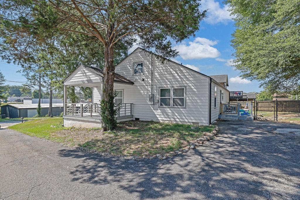 280 Stone Mountain Street