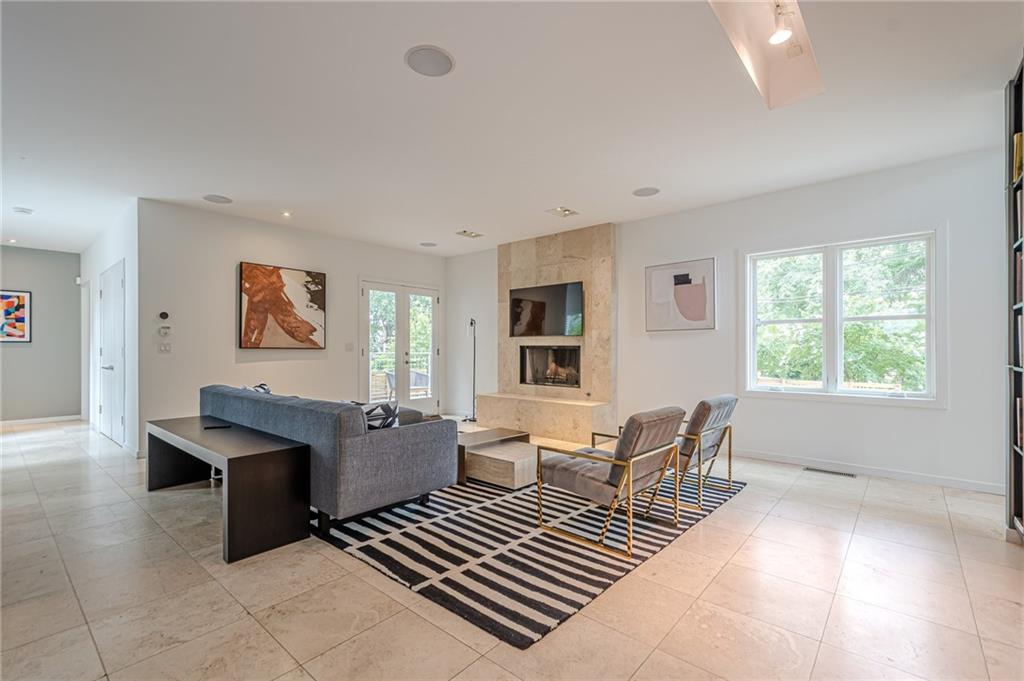 2269 Briarwood Hills Drive NE