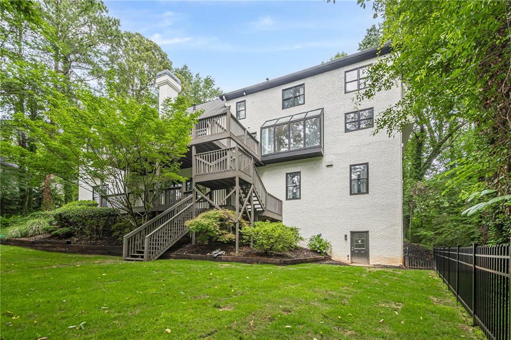 700 S Brighton Court NW
