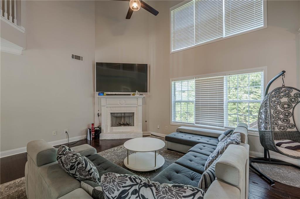 890 Sapphire Lane