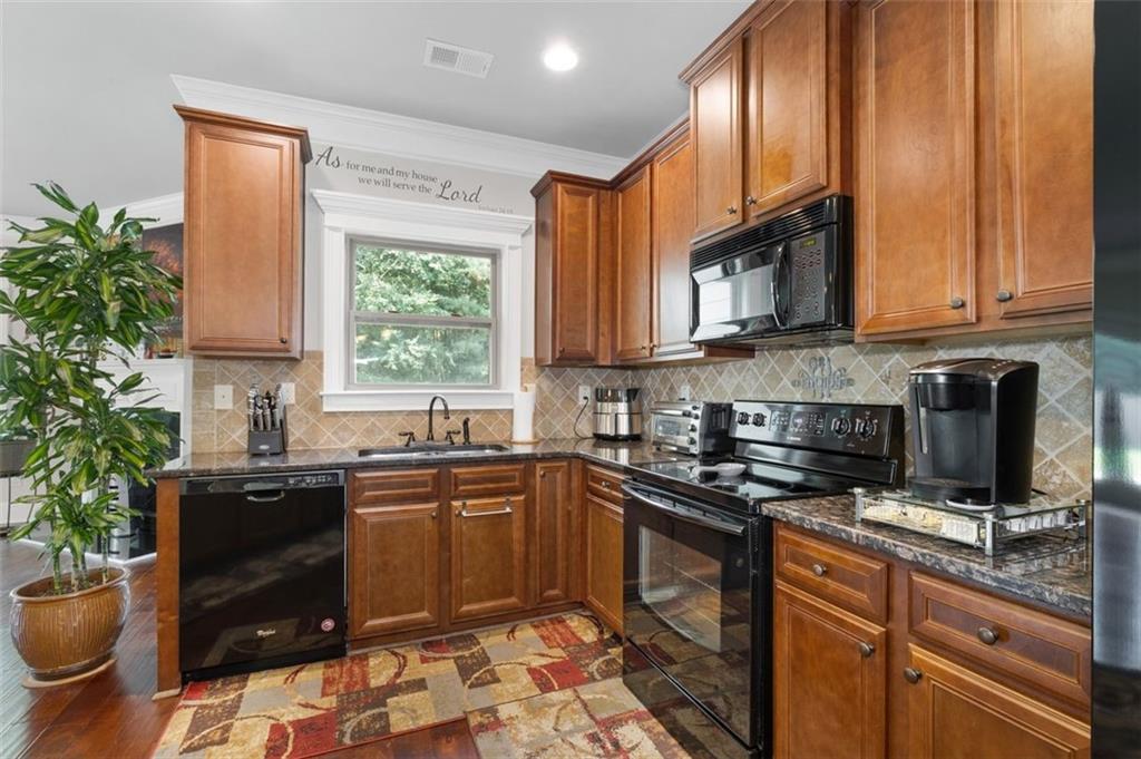3227 HOLLOWSTONE Drive
