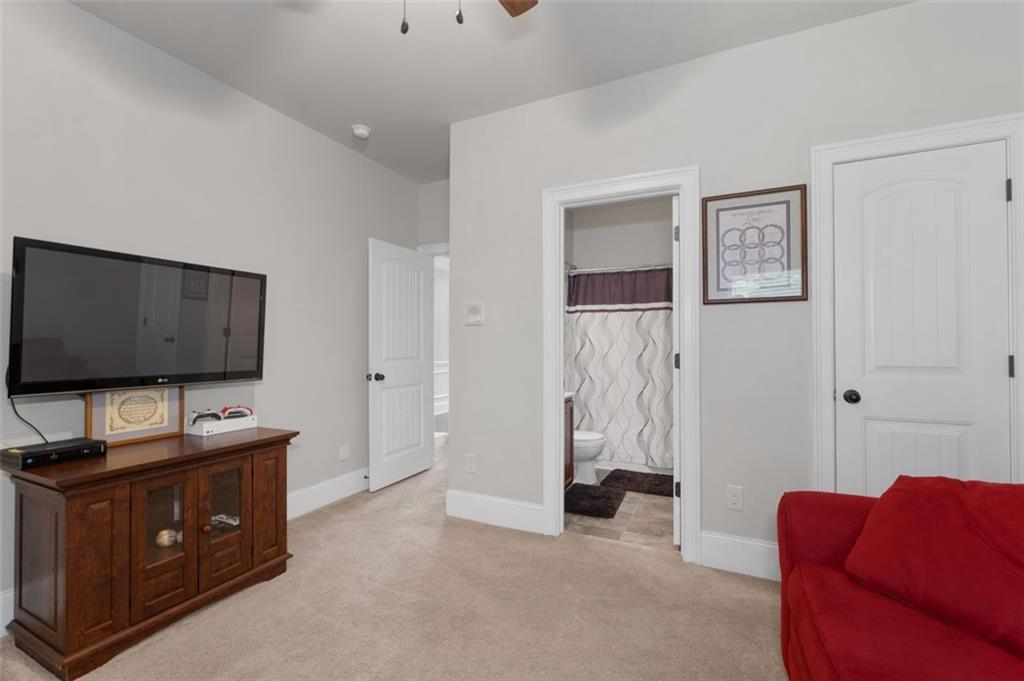 3227 HOLLOWSTONE Drive