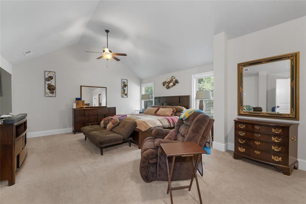 3227 HOLLOWSTONE Drive