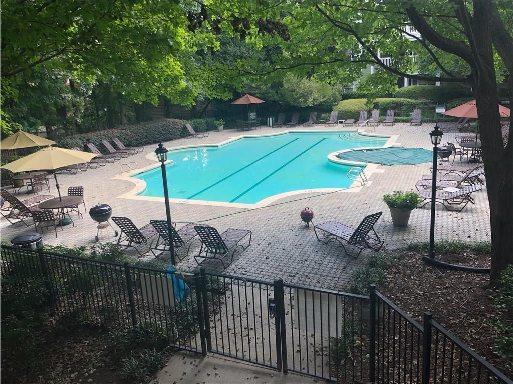 225 BENTLEY Place