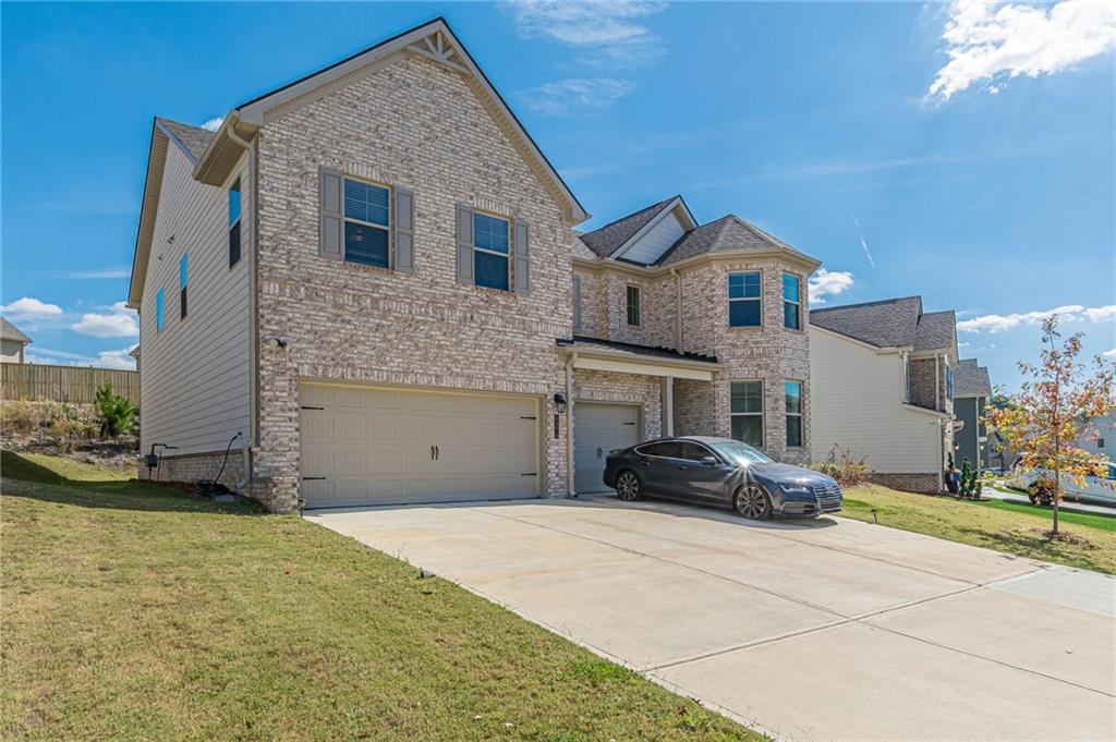 4876 Elm Leaf Drive SW