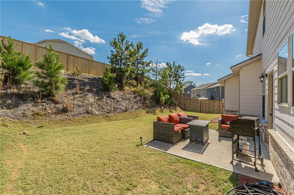 4876 Elm Leaf Drive SW