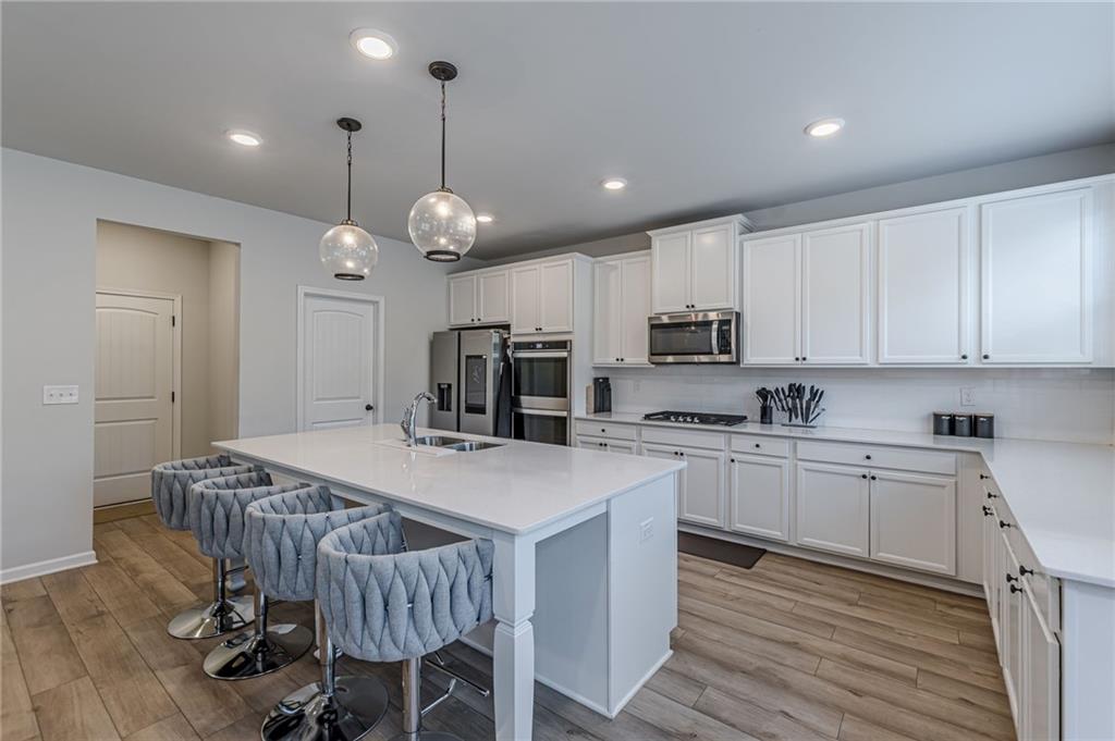 4876 Elm Leaf Drive SW