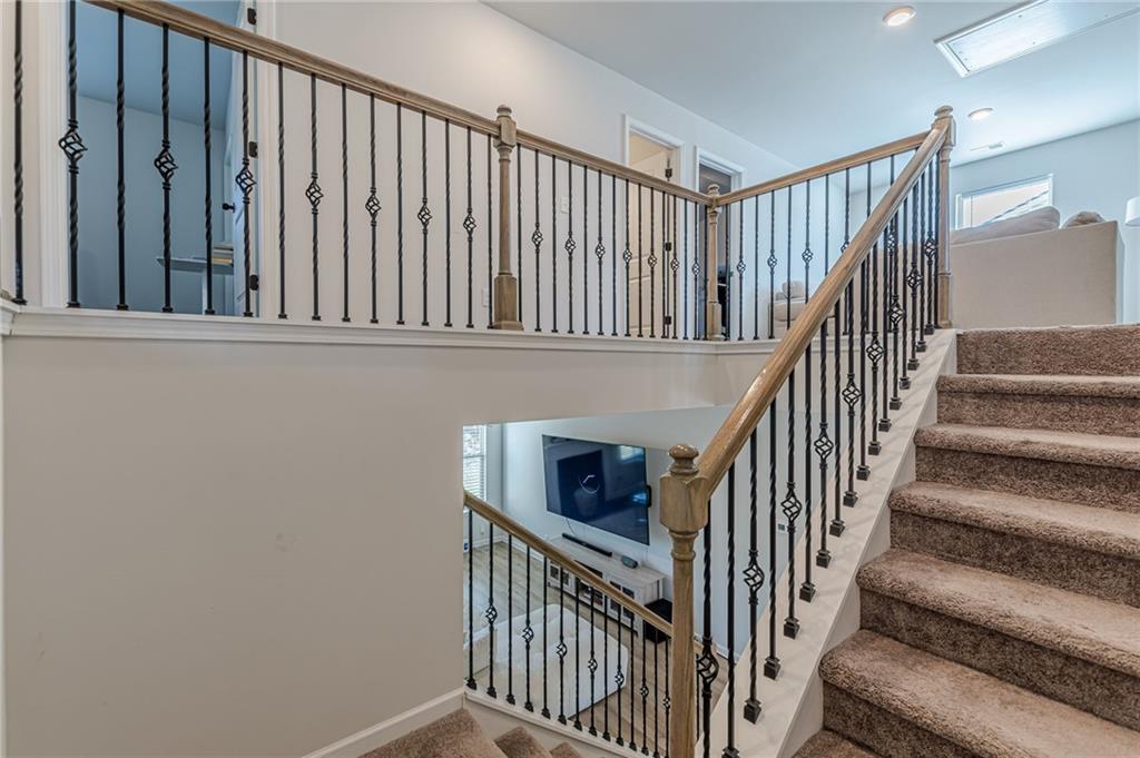 4876 Elm Leaf Drive SW