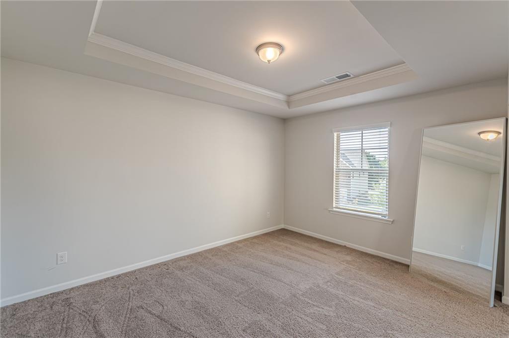 4876 Elm Leaf Drive SW