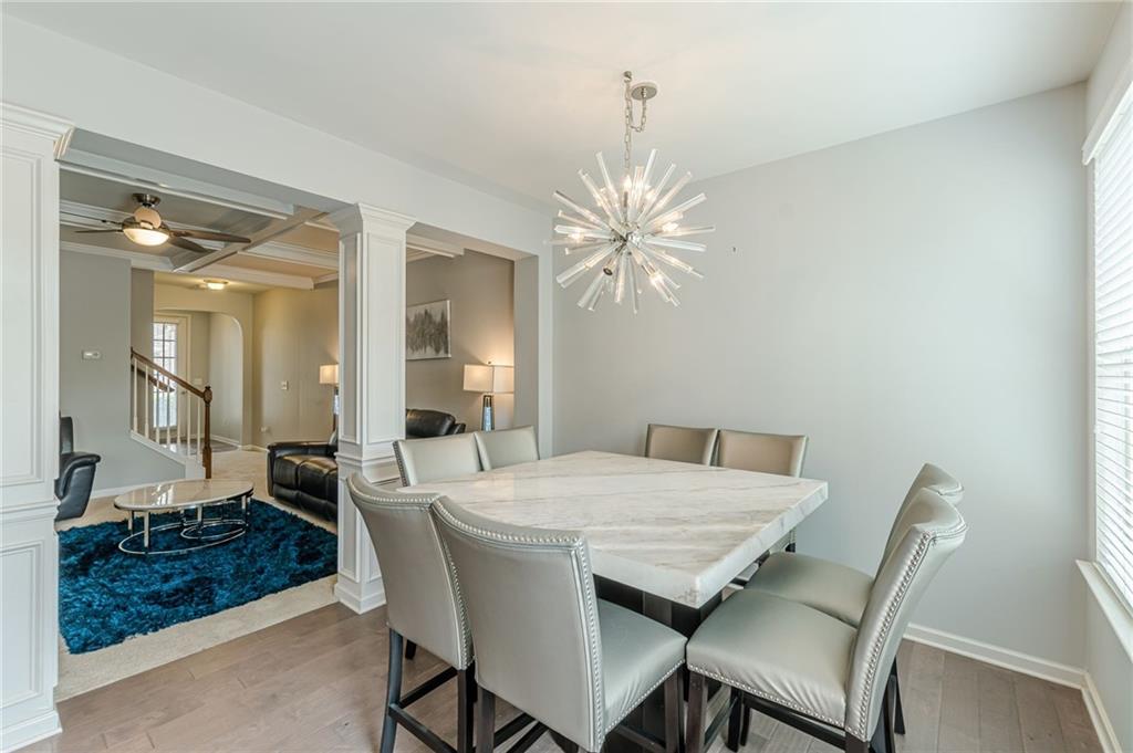 5725 Radford Loop