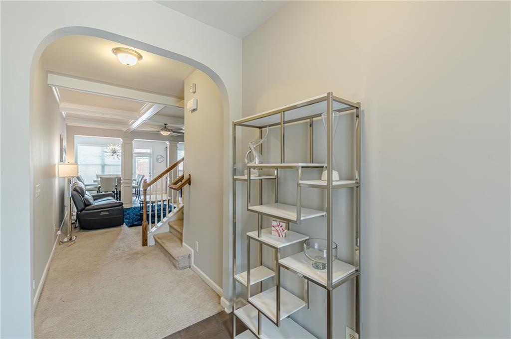 5725 Radford Loop