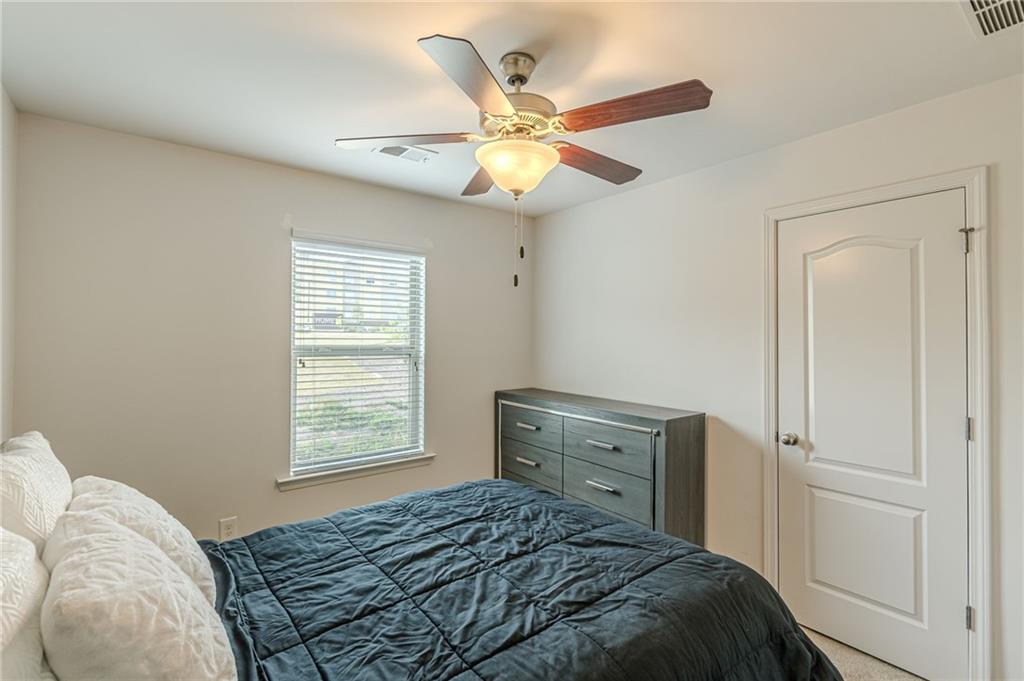 5725 Radford Loop