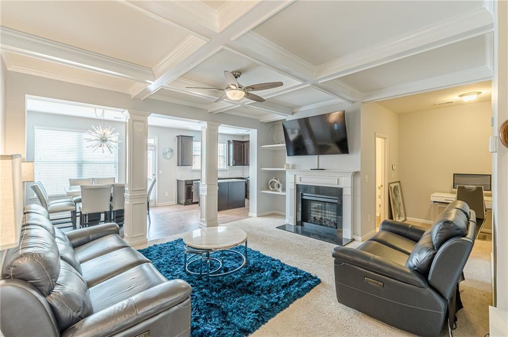 5725 Radford Loop