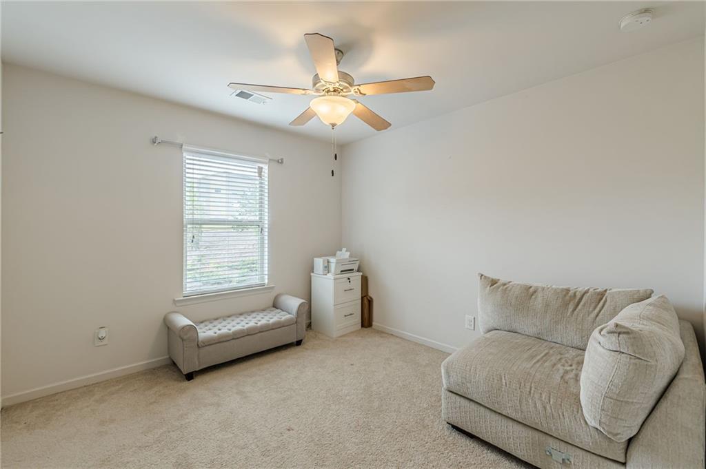 5725 Radford Loop