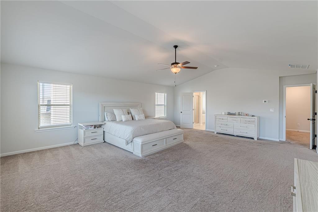 4876 Elm Leaf Drive SW