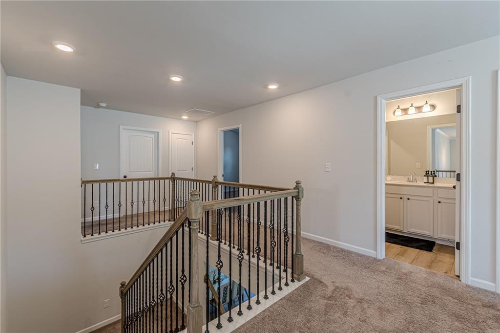 4876 Elm Leaf Drive SW