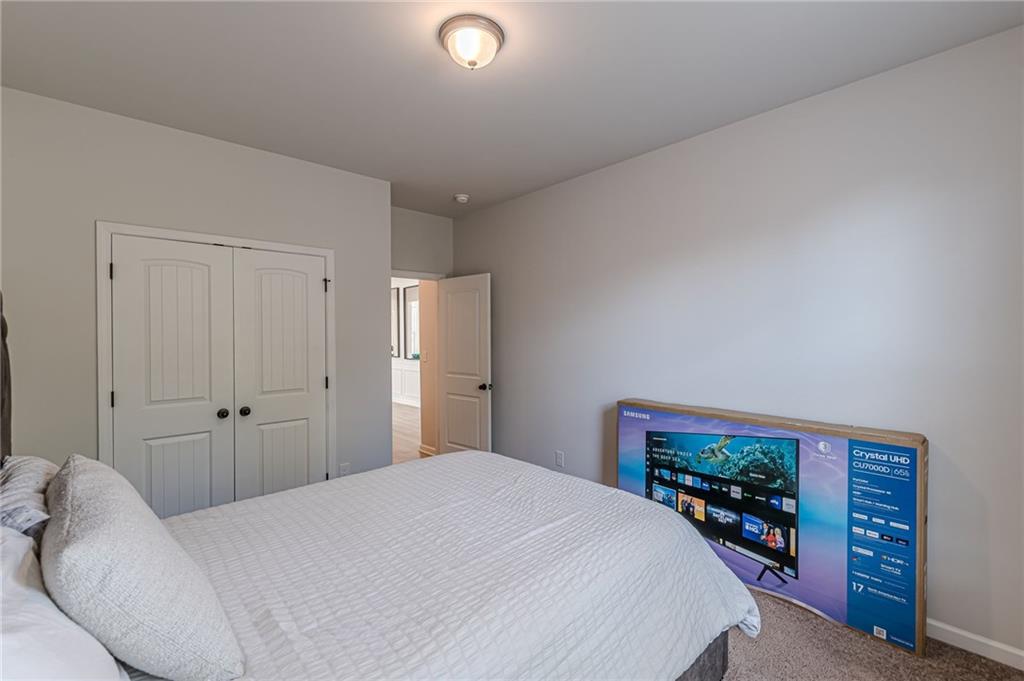 4876 Elm Leaf Drive SW