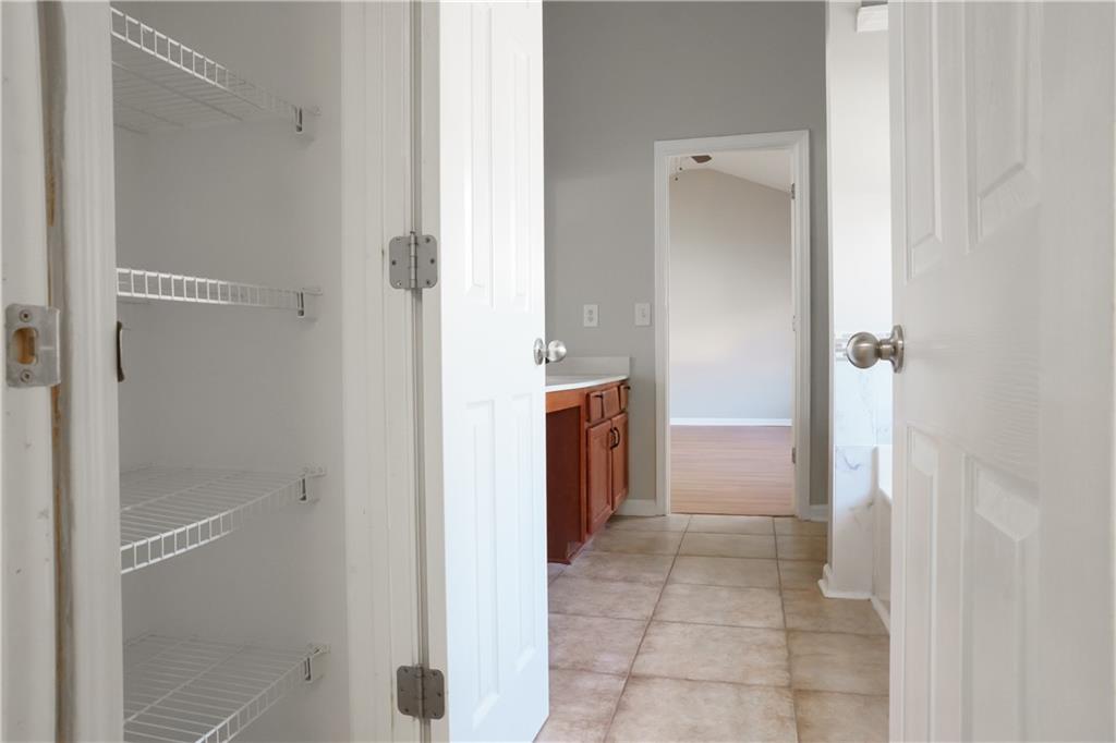 2581 Southhaven Lane