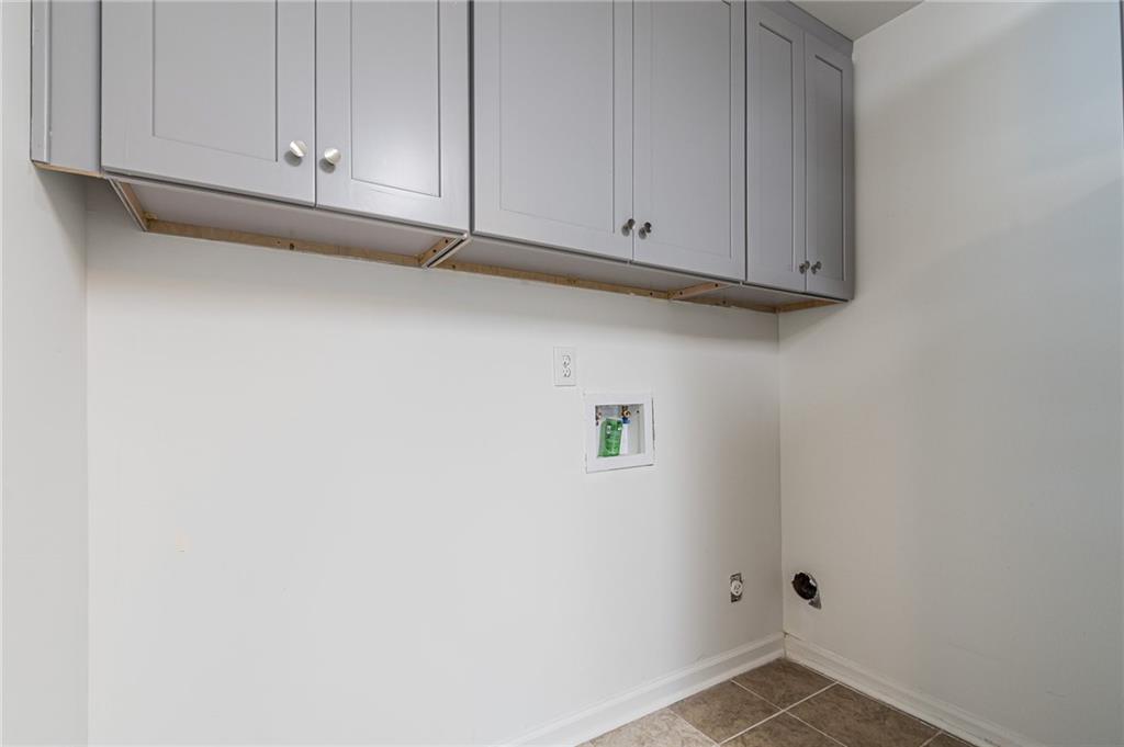 926 Live Oak Court