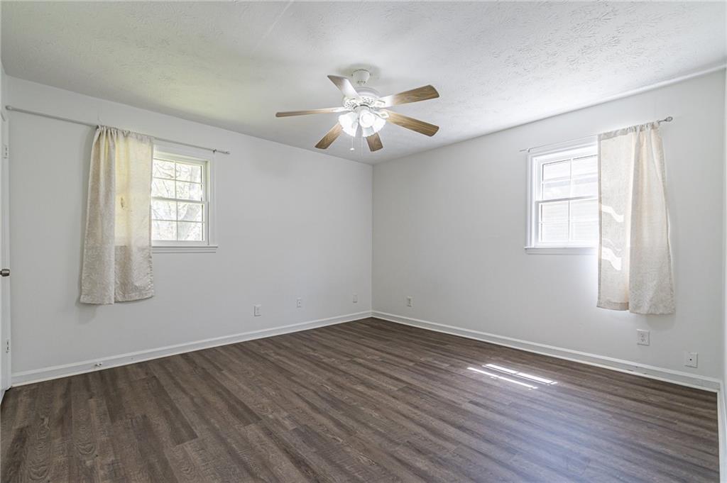 926 Live Oak Court