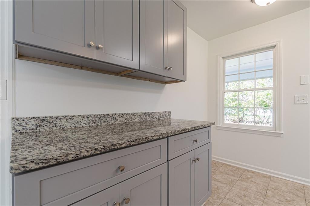 926 Live Oak Court