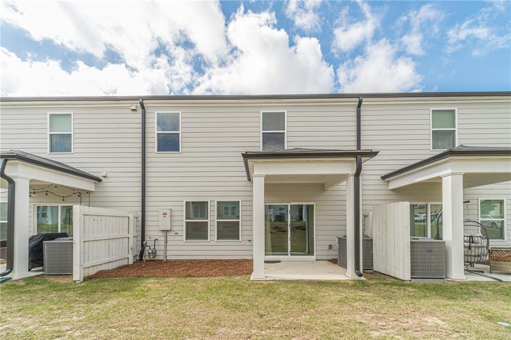 1412 Villageside Court