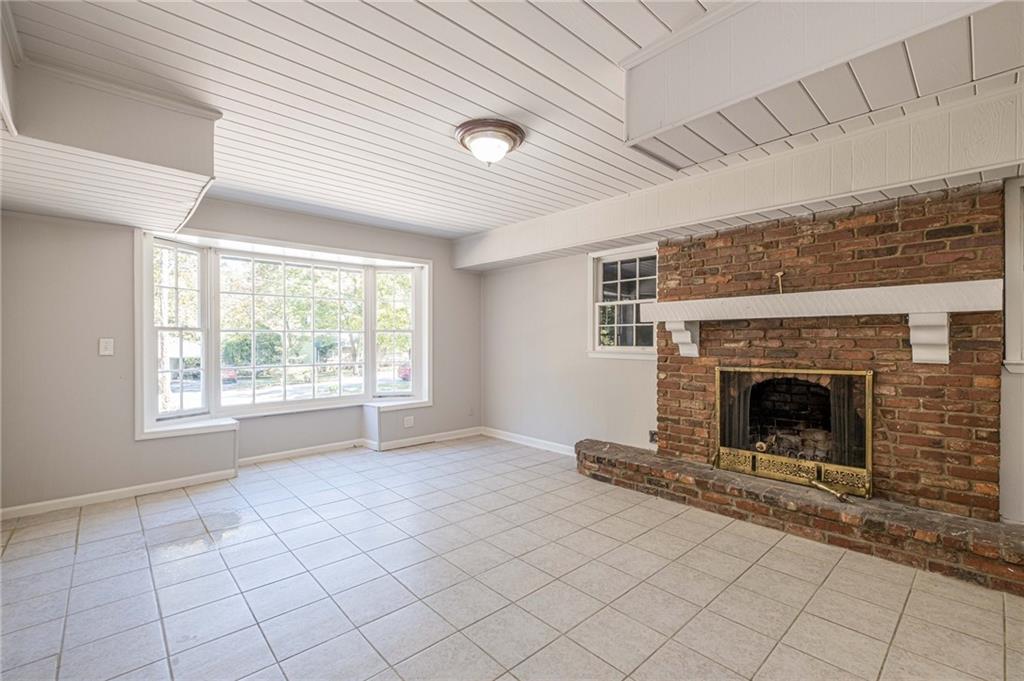1798 Dogwood Court