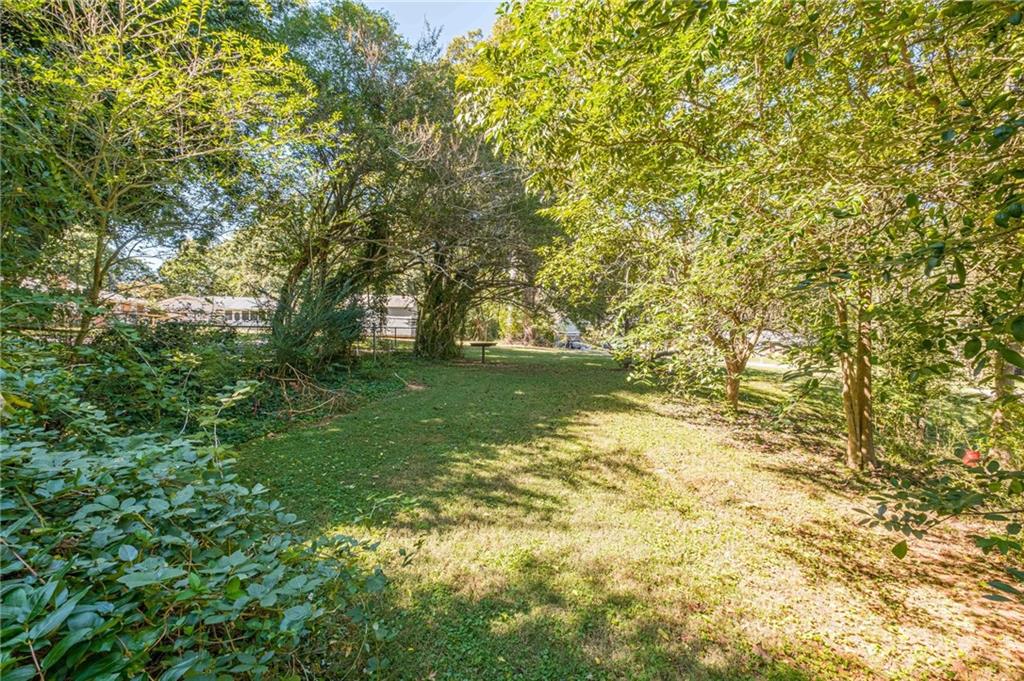 1798 Dogwood Court