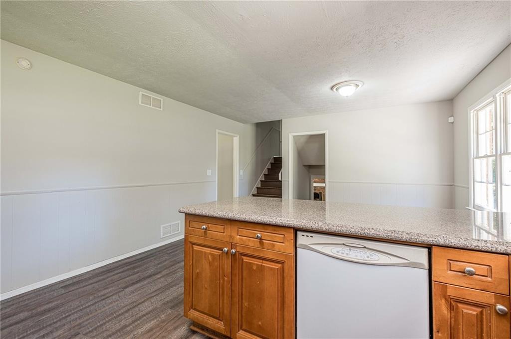 1798 Dogwood Court
