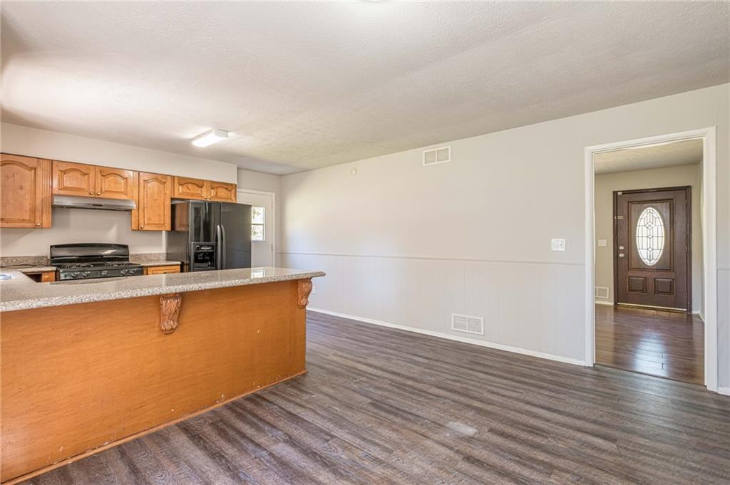 1798 Dogwood Court