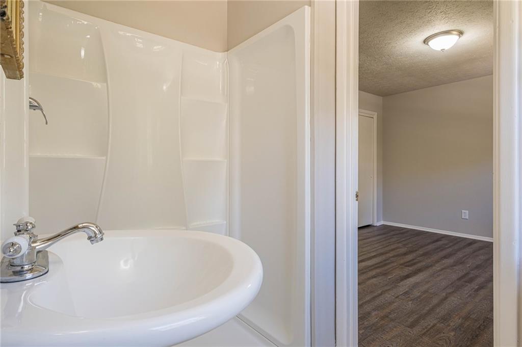 1798 Dogwood Court