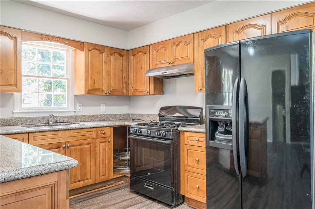 1798 Dogwood Court