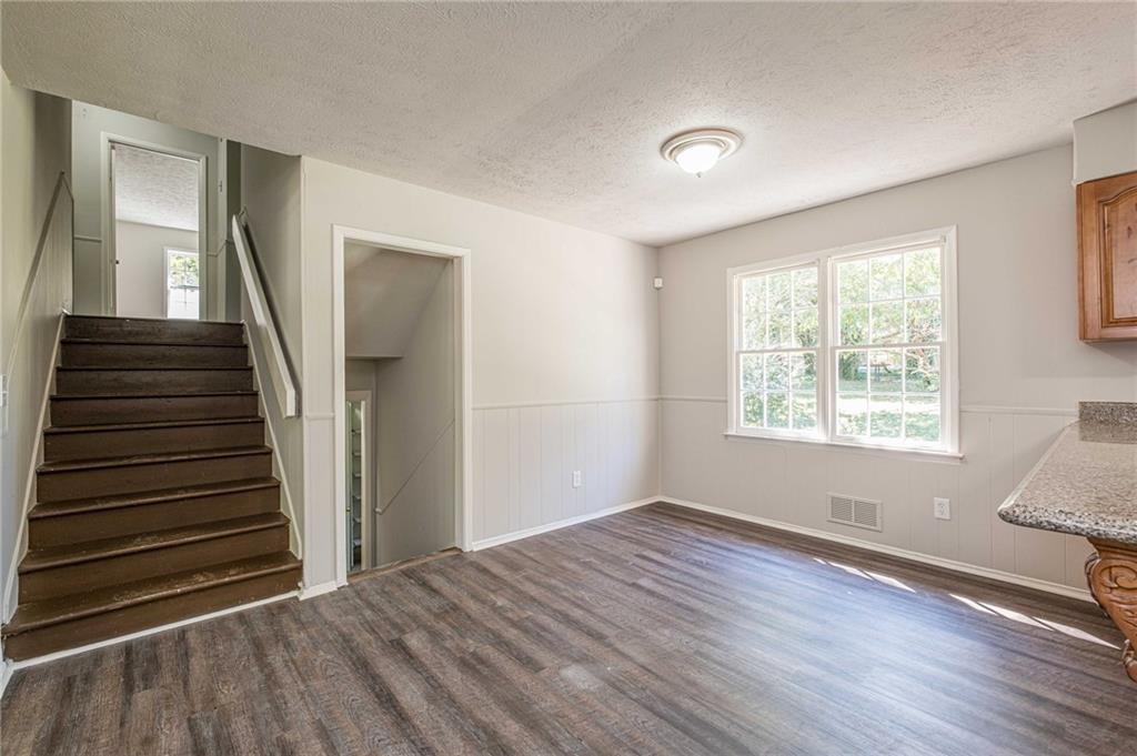 1798 Dogwood Court