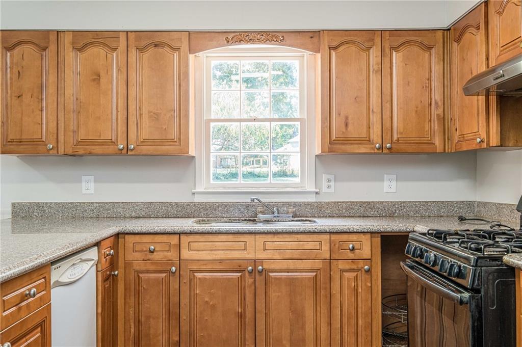 1798 Dogwood Court
