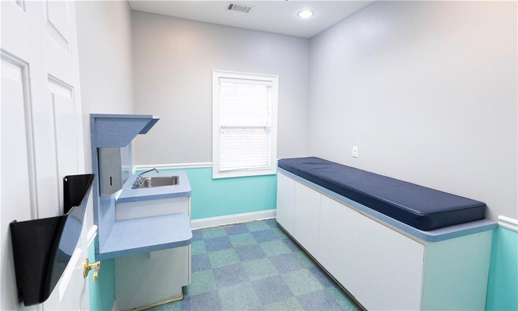 416 Pirkle Ferry Road Unit 200-400