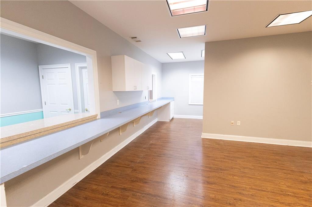 416 Pirkle Ferry Road Unit 200-400