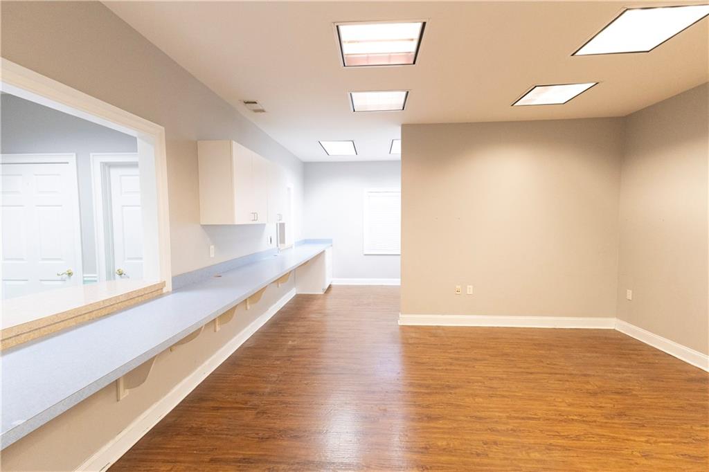 416 Pirkle Ferry Road Unit 200-400