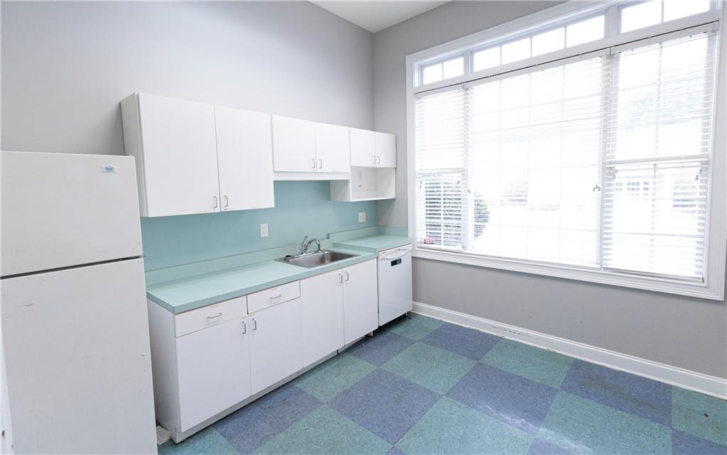 416 Pirkle Ferry Road Unit 200-400