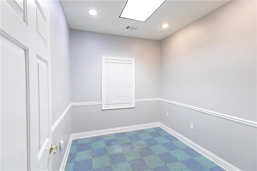 416 Pirkle Ferry Road Unit 200-400