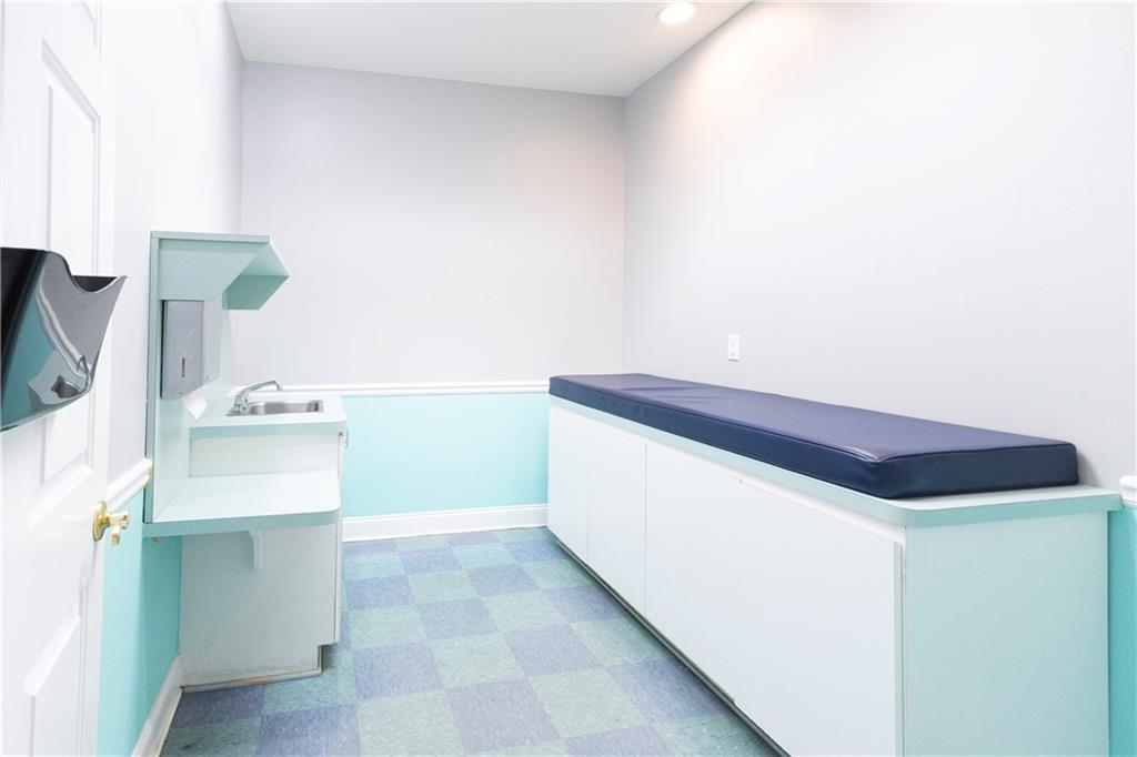416 Pirkle Ferry Road Unit 200-400