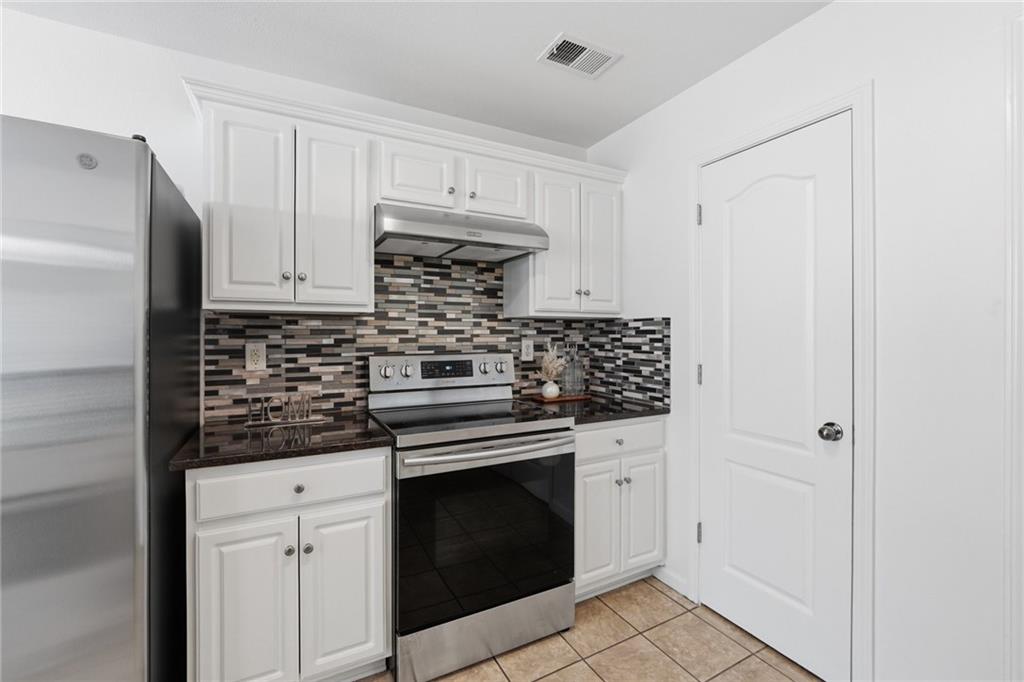 2810 Beech Trail