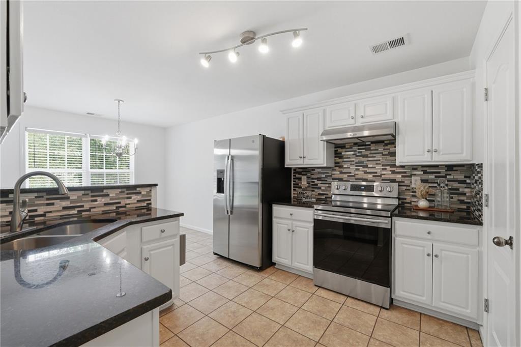 2810 Beech Trail