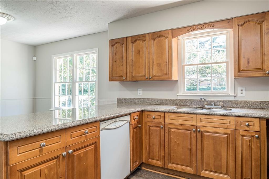 1798 Dogwood Court
