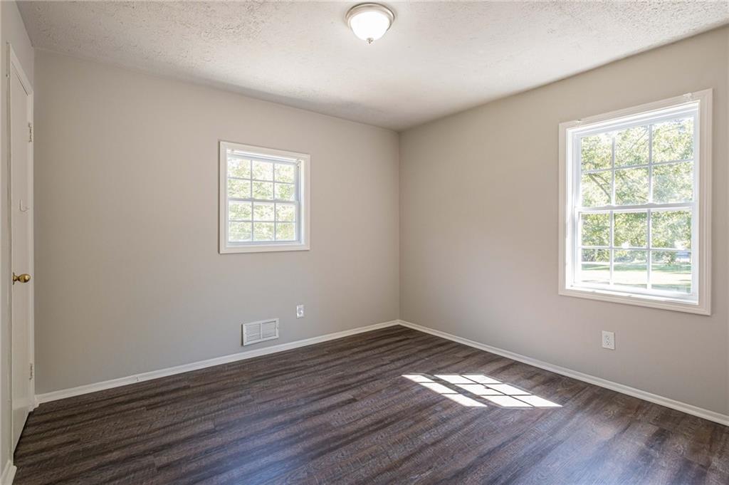 1798 Dogwood Court