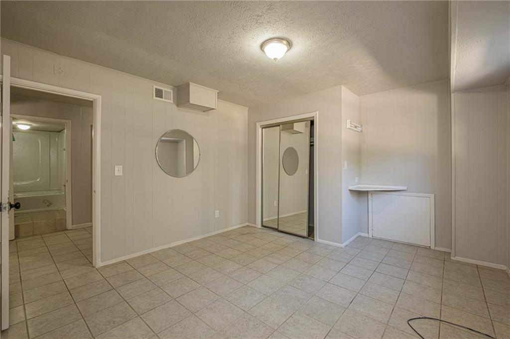 1798 Dogwood Court