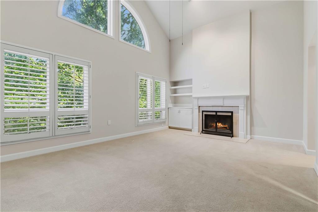 3475 OAK VALLEY RD. NE Unit 140