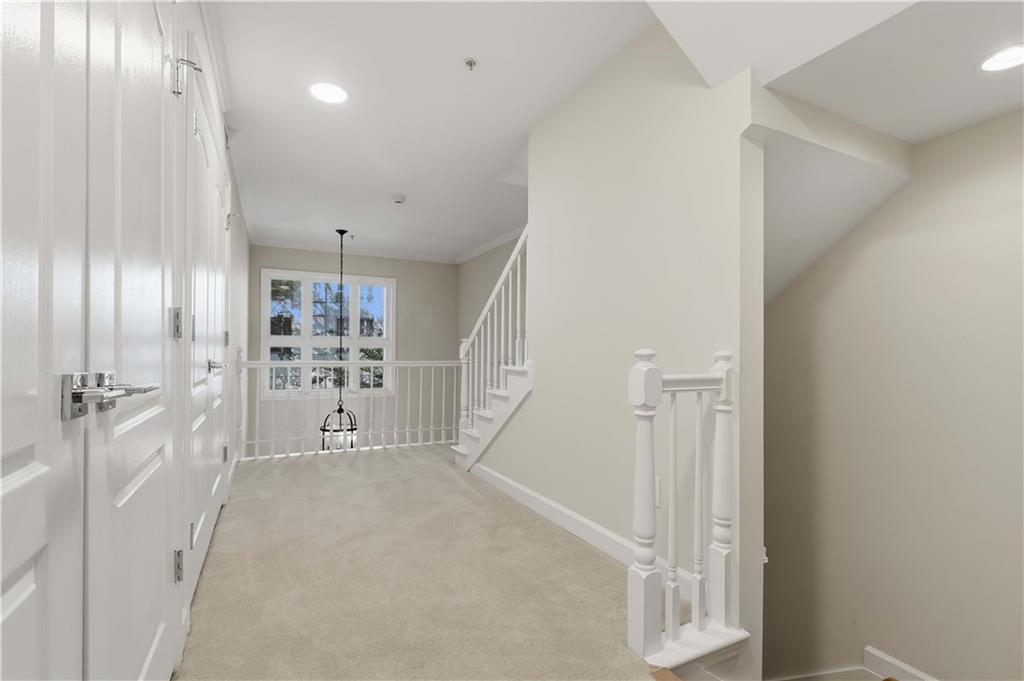 3475 OAK VALLEY RD. NE Unit 140