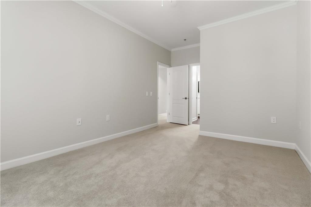 3475 OAK VALLEY RD. NE Unit 140