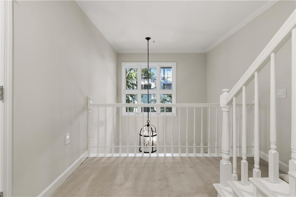 3475 OAK VALLEY RD. NE Unit 140