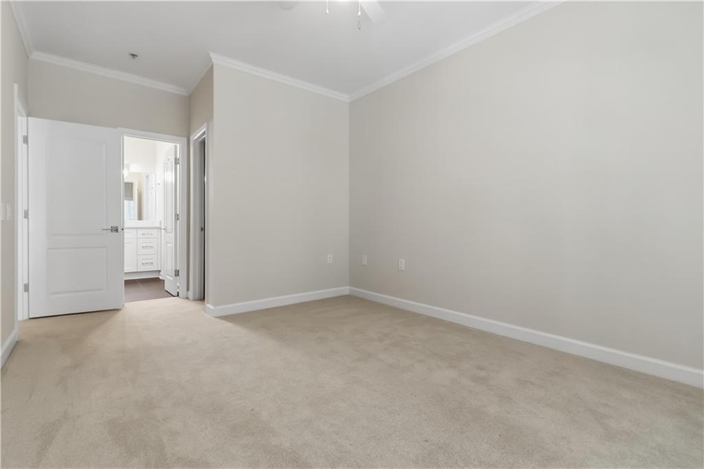 3475 OAK VALLEY RD. NE Unit 140